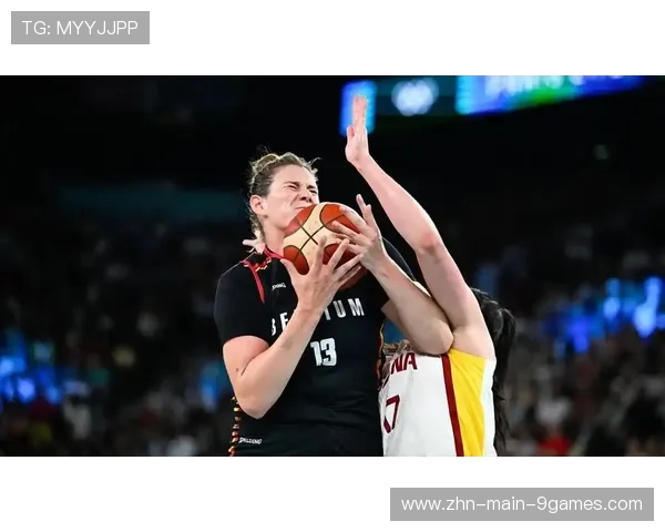 英格兰女篮在欧洲青年篮球锦标赛中表现出色，英格兰队员欧洲杯